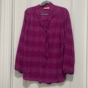 Womens Evri Tie Neck Fuchsia dotted top 1x